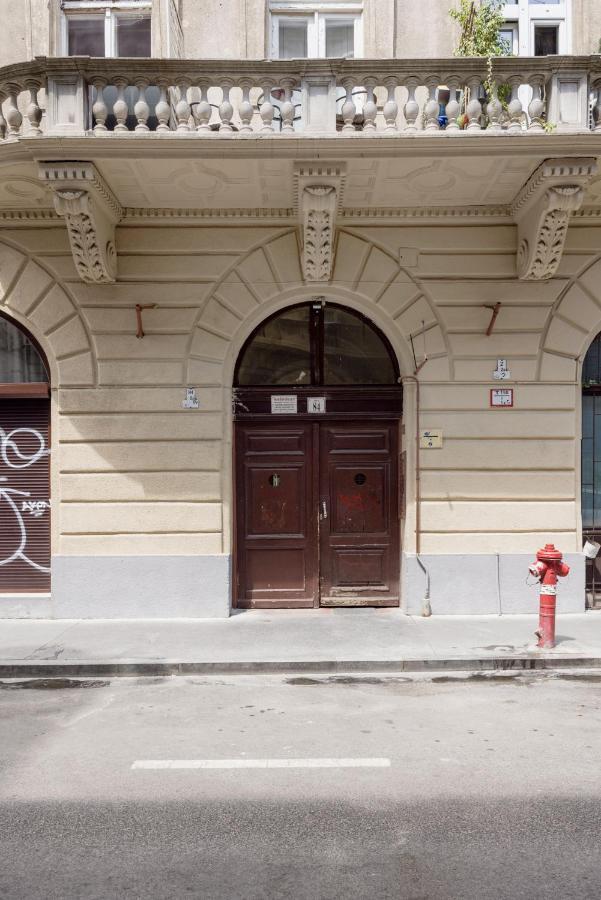 Mirror Apartments Budapest Luaran gambar